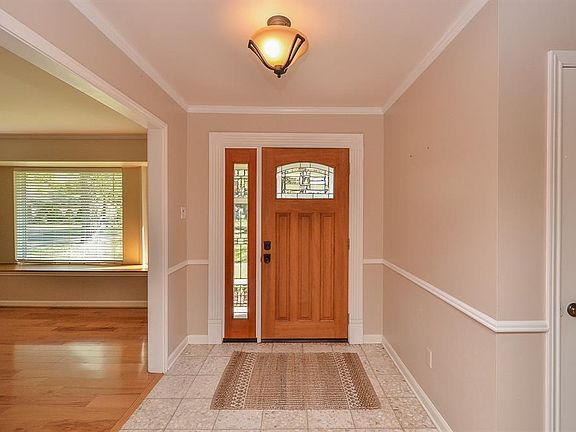 3rd image of 11433 Ash Creek Dr