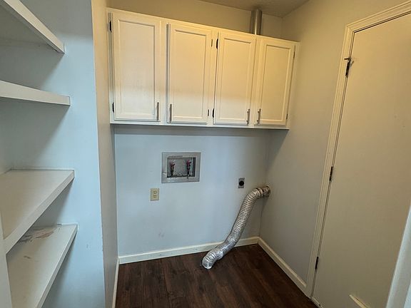 4th image of 622 N Pamela Cir