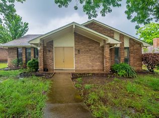 215 Hillcroft Dr, Duncanville, TX 75137