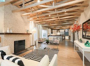 5433 Camden St, Oakland, CA 94619