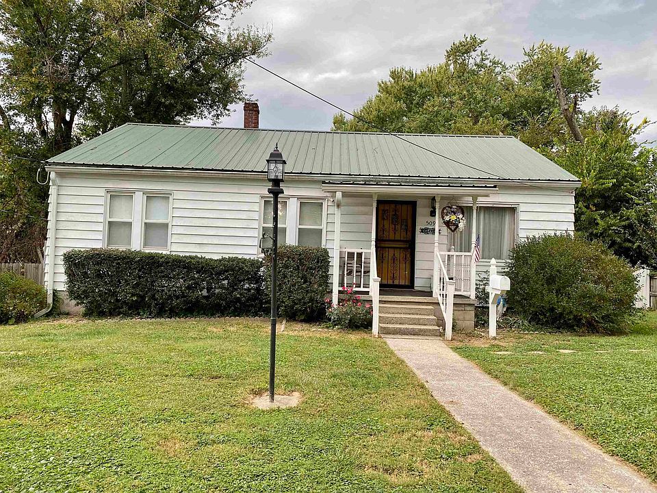 1st image of 509 SE 1st St