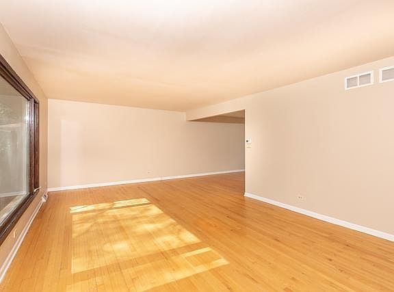 3rd image of 2920 Beller Dr