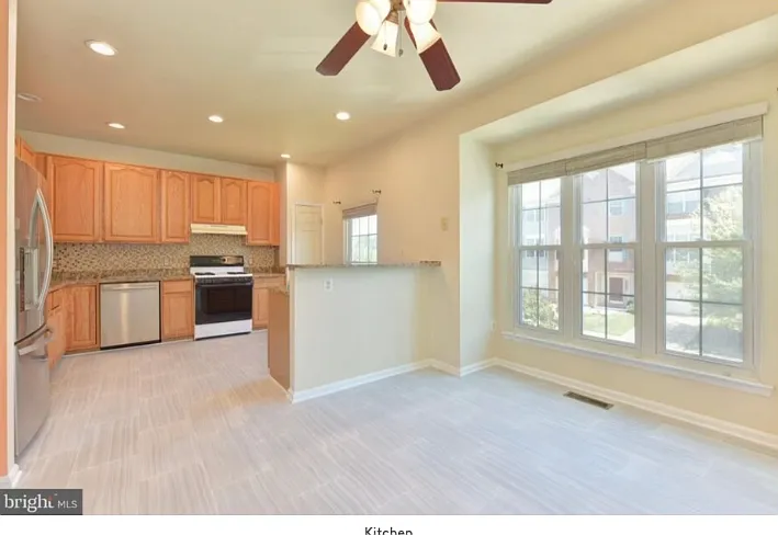 2454 Sugar Mill Way — Photo 3