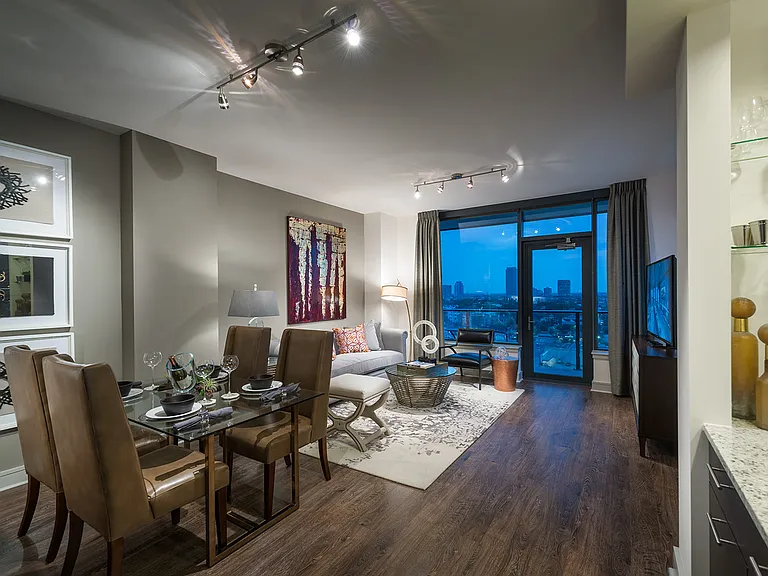 Floor to ceiling windows that provide ample natural light