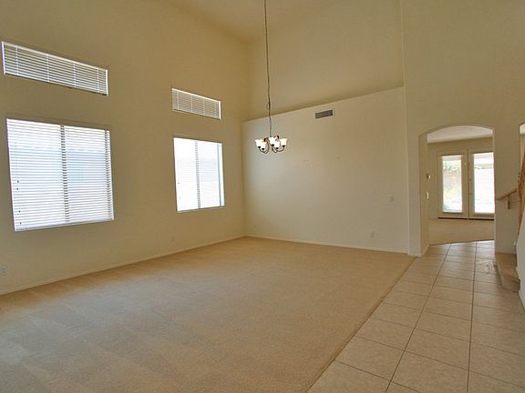 Living Room / Dining Room
