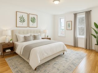 7734 Austin St APT 3B, Forest Hills, NY 11375