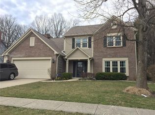 7646 Meadow Ridge Dr, Fishers, IN 46038