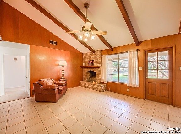 2nd image of 15607 Oak Grove Dr