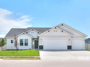 2183 S Knotty Pine Ave, Meridian, ID 83642