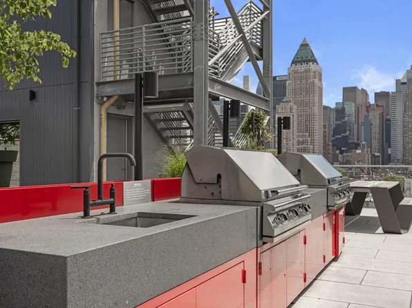 547 West 47th Street image 20 of 29