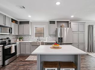 1621 American Dr, Cleburne, TX 76033