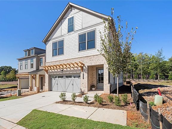 3rd image of 2135 Fern Cir