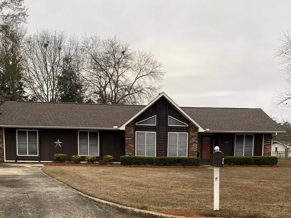 108 Salem Ct, Dothan, AL 36301