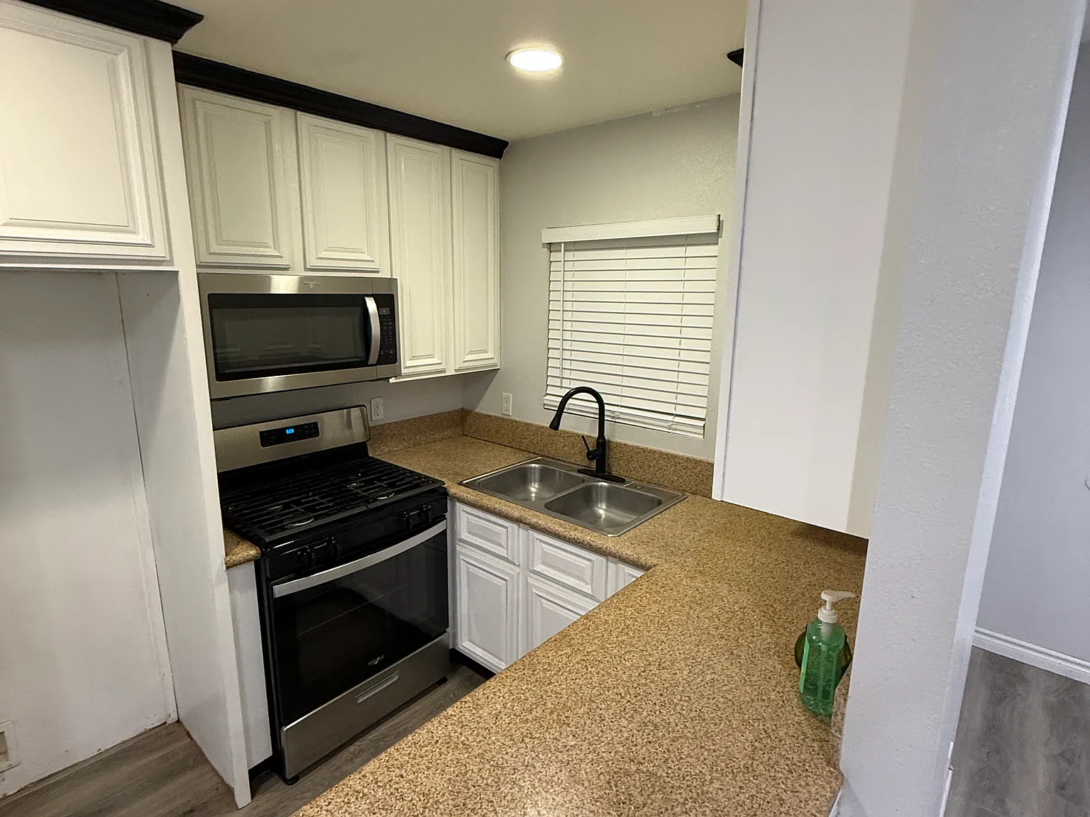 2320 E Q4 Ave — Photo 2