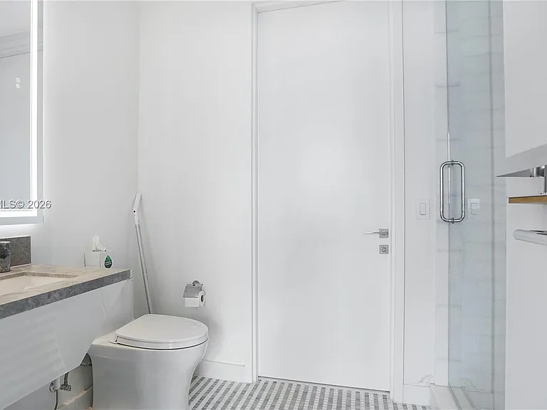 700 NE 26th Ter #3005 — Photo 19