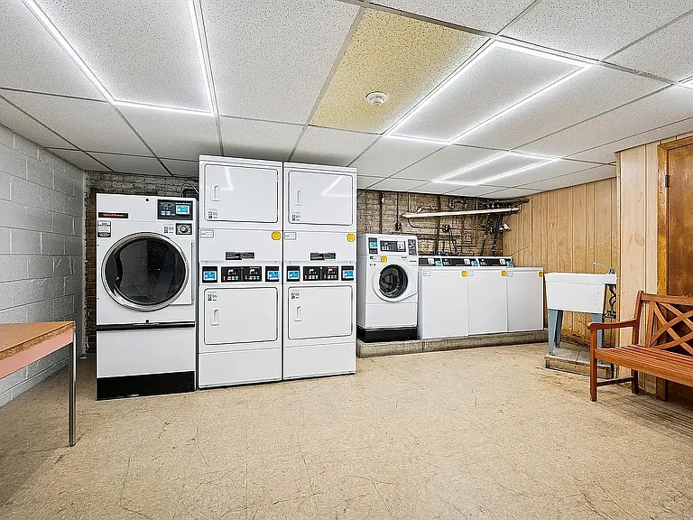 7207 Oxford Ave #D02 — Photo 4