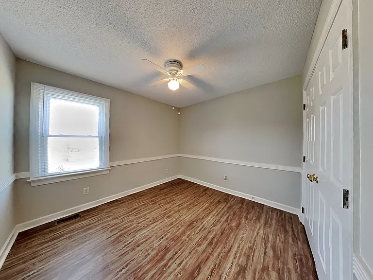 3016 Lindsay Dr — Photo 14
