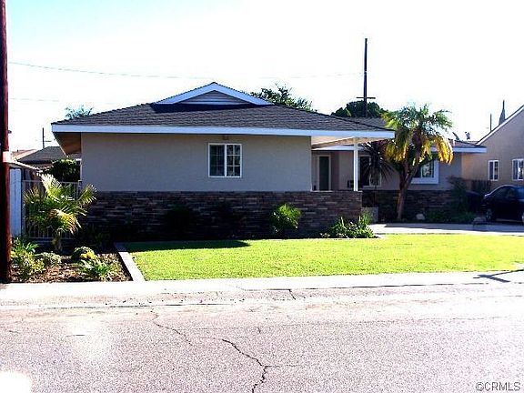 4th image of 710 N Juniper Pl
