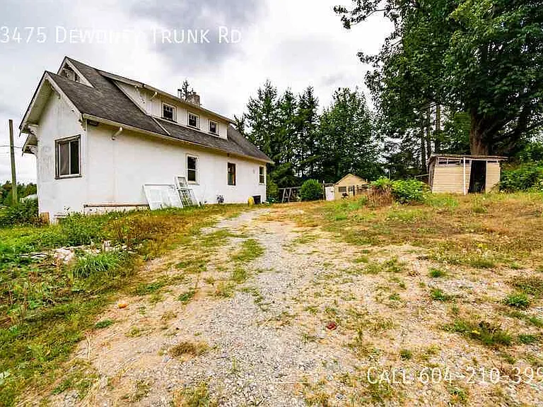 33475 Dewdney Trunk Rd — Photo 29