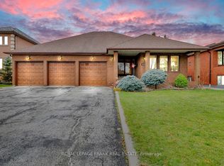 4236 Rockwood Rd, Mississauga, ON L4W1L7