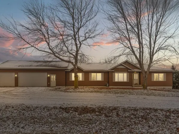2424 150th St W, Faribault, MN 55021