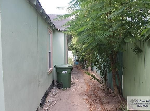 2nd image of 125 Ramireno Ln