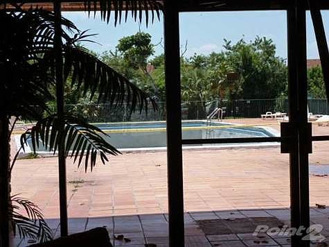 5th image of 6930 Miami Gardens Dr Unit 1-108