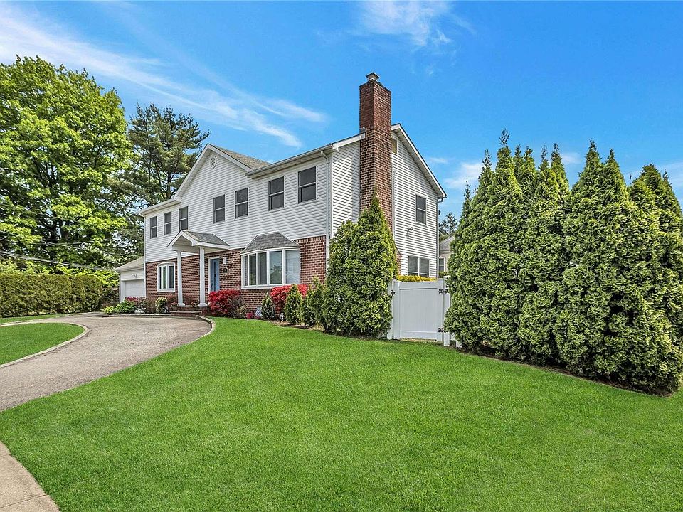 1st image of 76 Bayberry Avenue