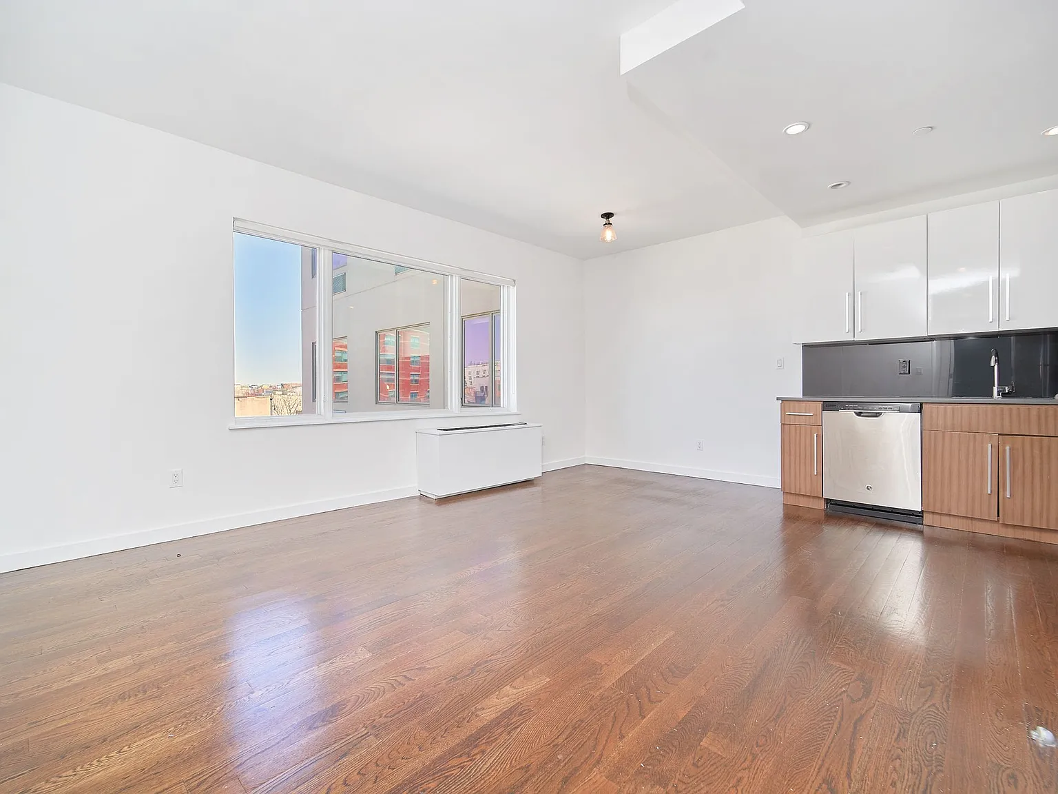 1209 Dekalb Avenue — Photo 4