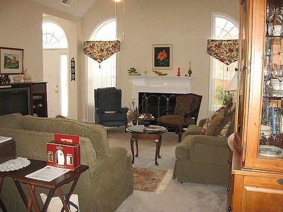 Spacios living room with fireplace