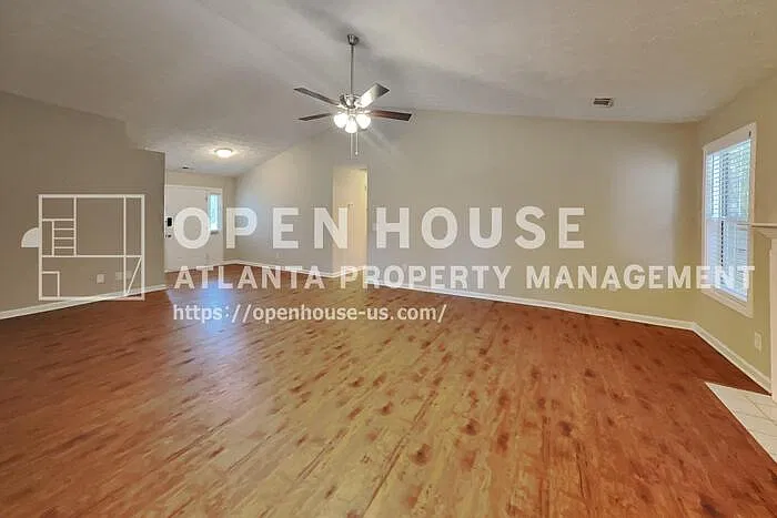 3 bed, 2.0 bath, 1680 sqft, $1,975 — Photo 4