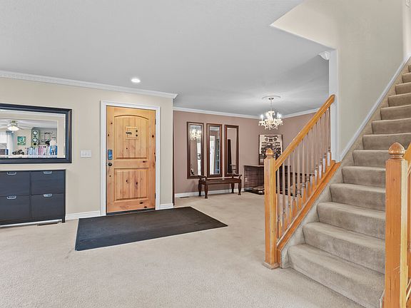 4th image of 5543 S Rome Way
