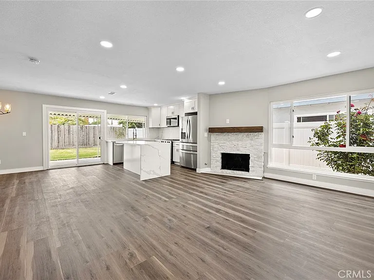 5032 E Holbrook St — Photo 8