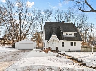 2714 9th Ave E, North Saint Paul, MN 55109