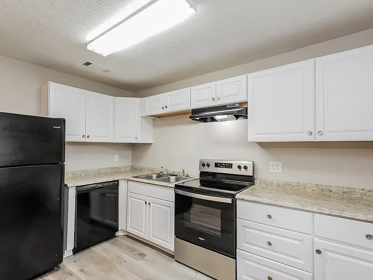 8721 W Bourne Dr — Photo 6