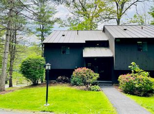 1299 Quechee Main St #1E, Hartford, VT 05047