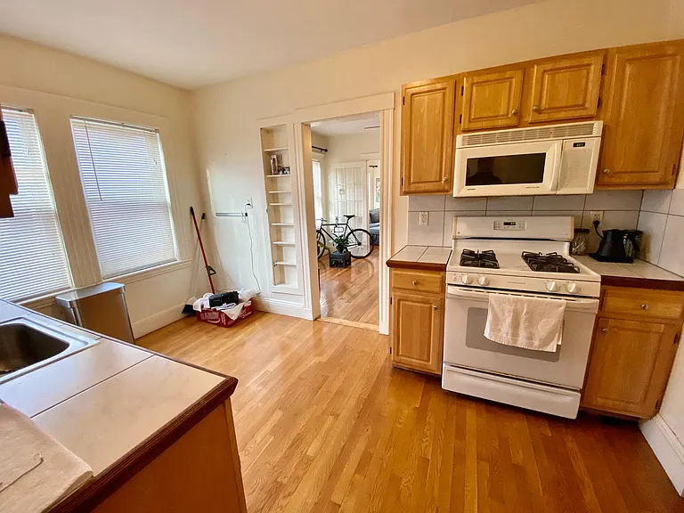55 Brookley Rd #1R — Photo 10