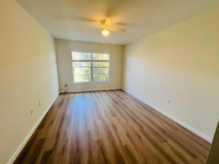 2918 Forrestal Ct — Photo 7