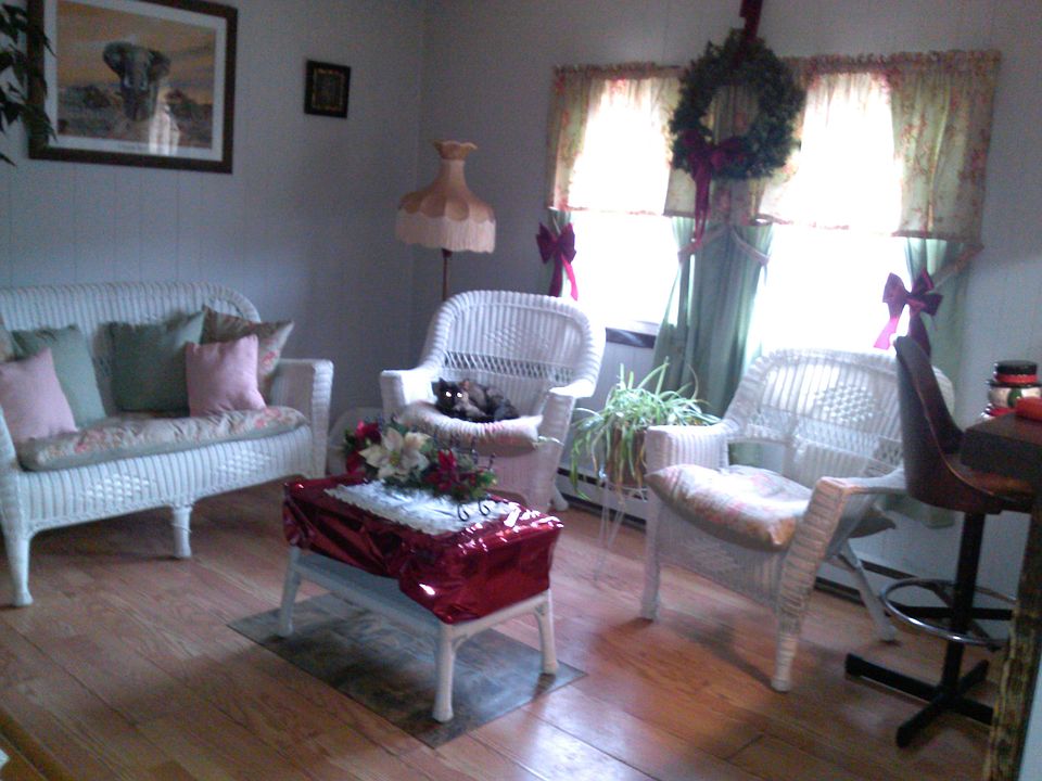 2nd image of 96 Nashua St