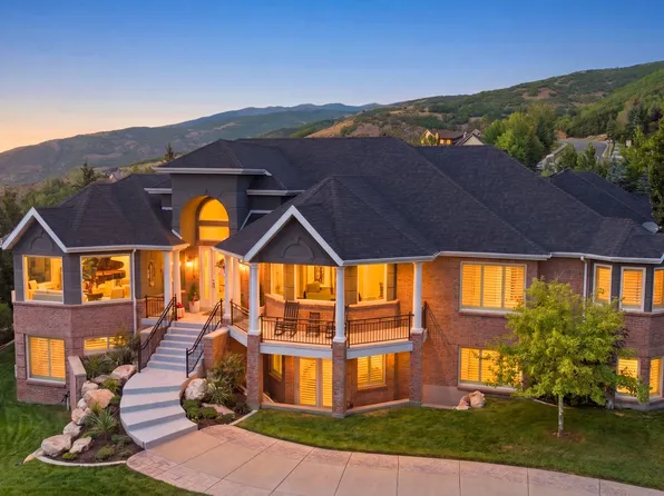 1756 S Stone Hollow Dr, Bountiful, UT 84010