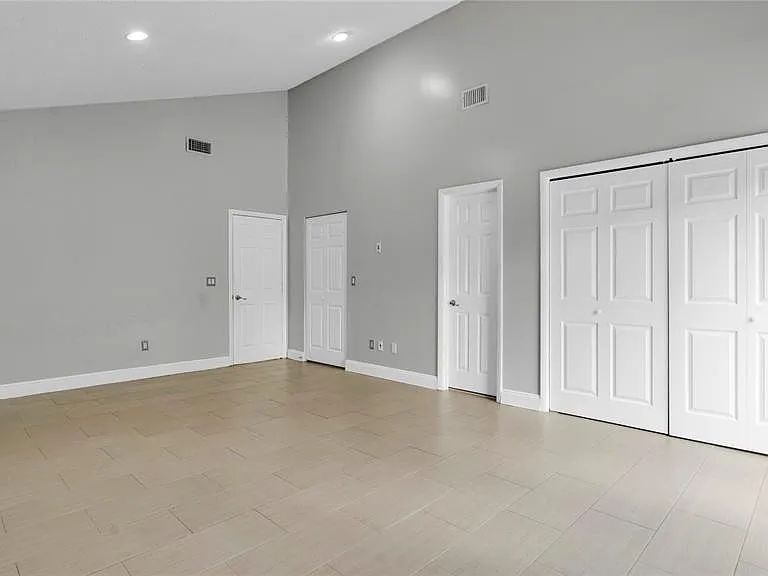 7659 Sierra Ter W — Photo 18