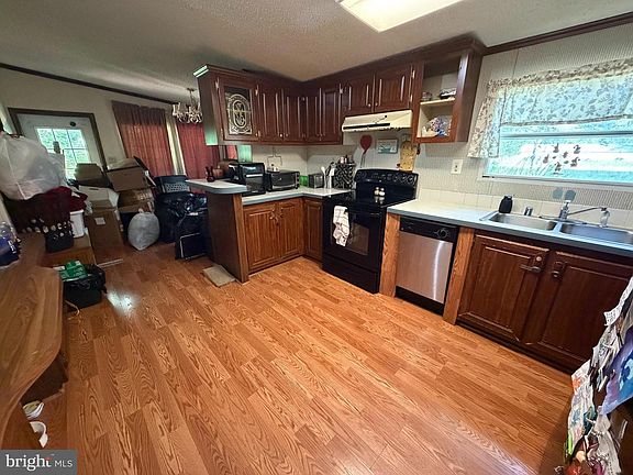 5th image of 12834 Mill Rd