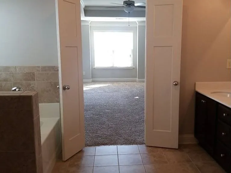 4201 Towncastle Ln — Photo 9
