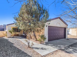 1800 Lee Loop NE, Rio Rancho, NM 87144