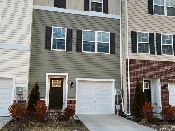 155 Vespucci Ln, Martinsburg, WV 25404