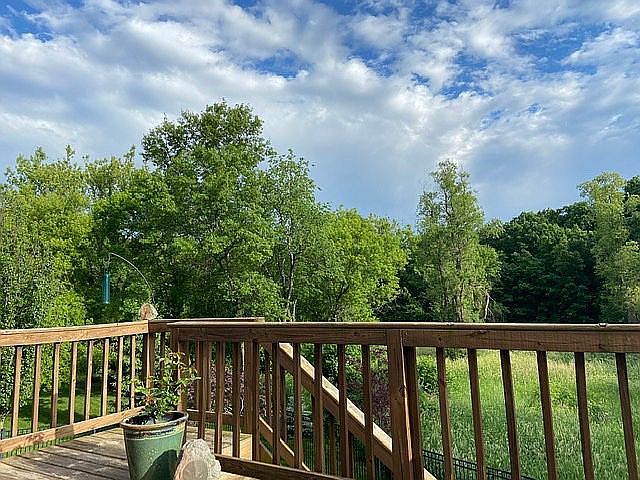1st image of 719 Birch Hollow Dr
