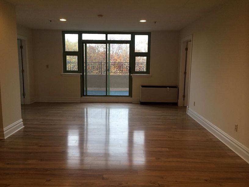 1st image of 1919 24th Ave APT L507