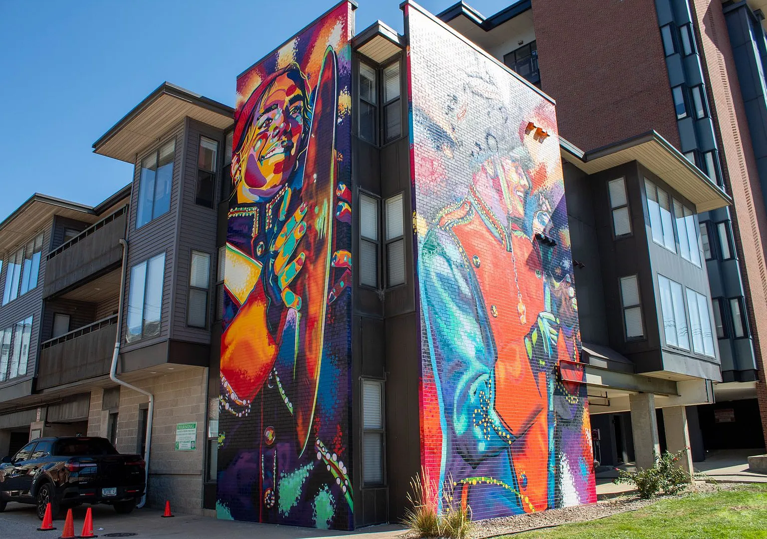 806 S Third — Photo 2