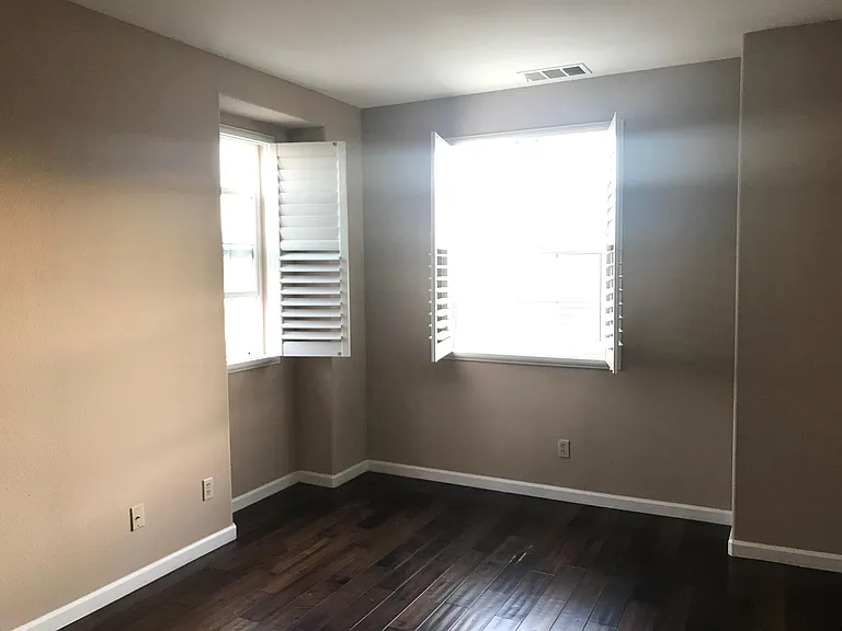 2607 Photinia Ct — Photo 9