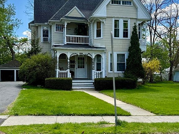 3rd image of 24 Phillips St